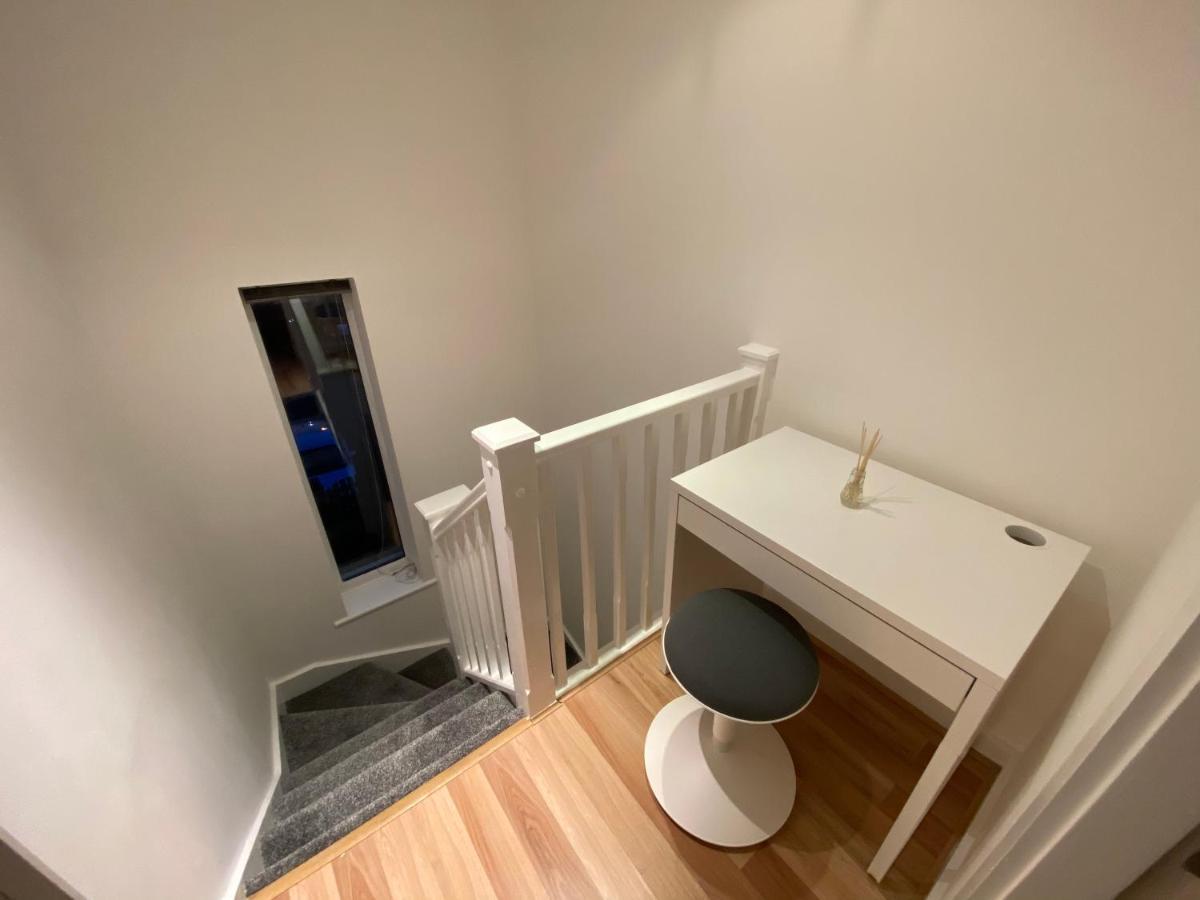 Large 5-Bed City Centre Townhouse With Secure Parking Manchester Exterior photo